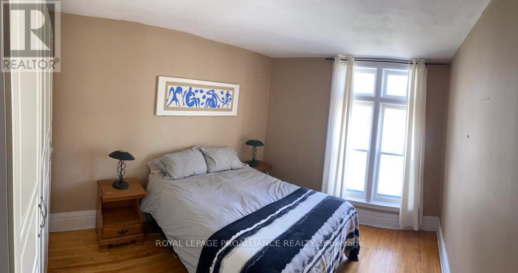 573 Homewood Avenue, Peterborough (Town Ward 3), Ontario  K9H 2N4 - Photo 7 - X14094442