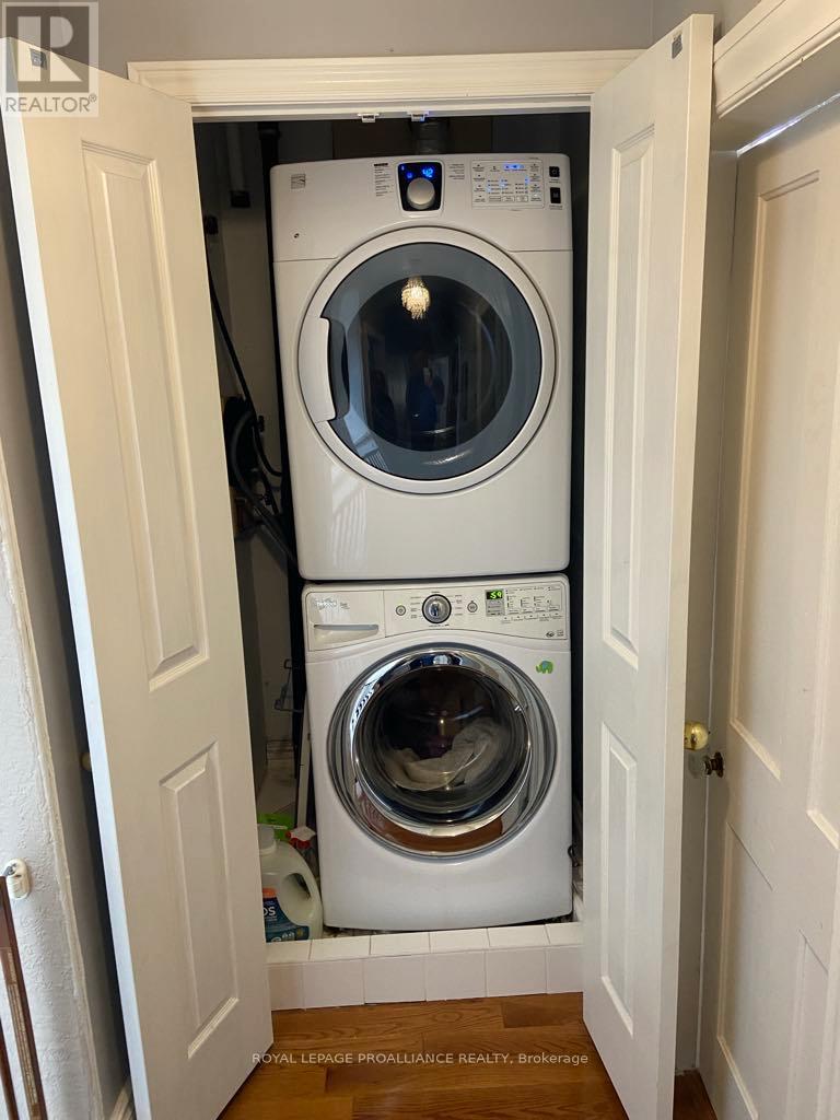 573 Homewood Avenue, Peterborough (Town Ward 3), Ontario  K9H 2N4 - Photo 9 - X14094442