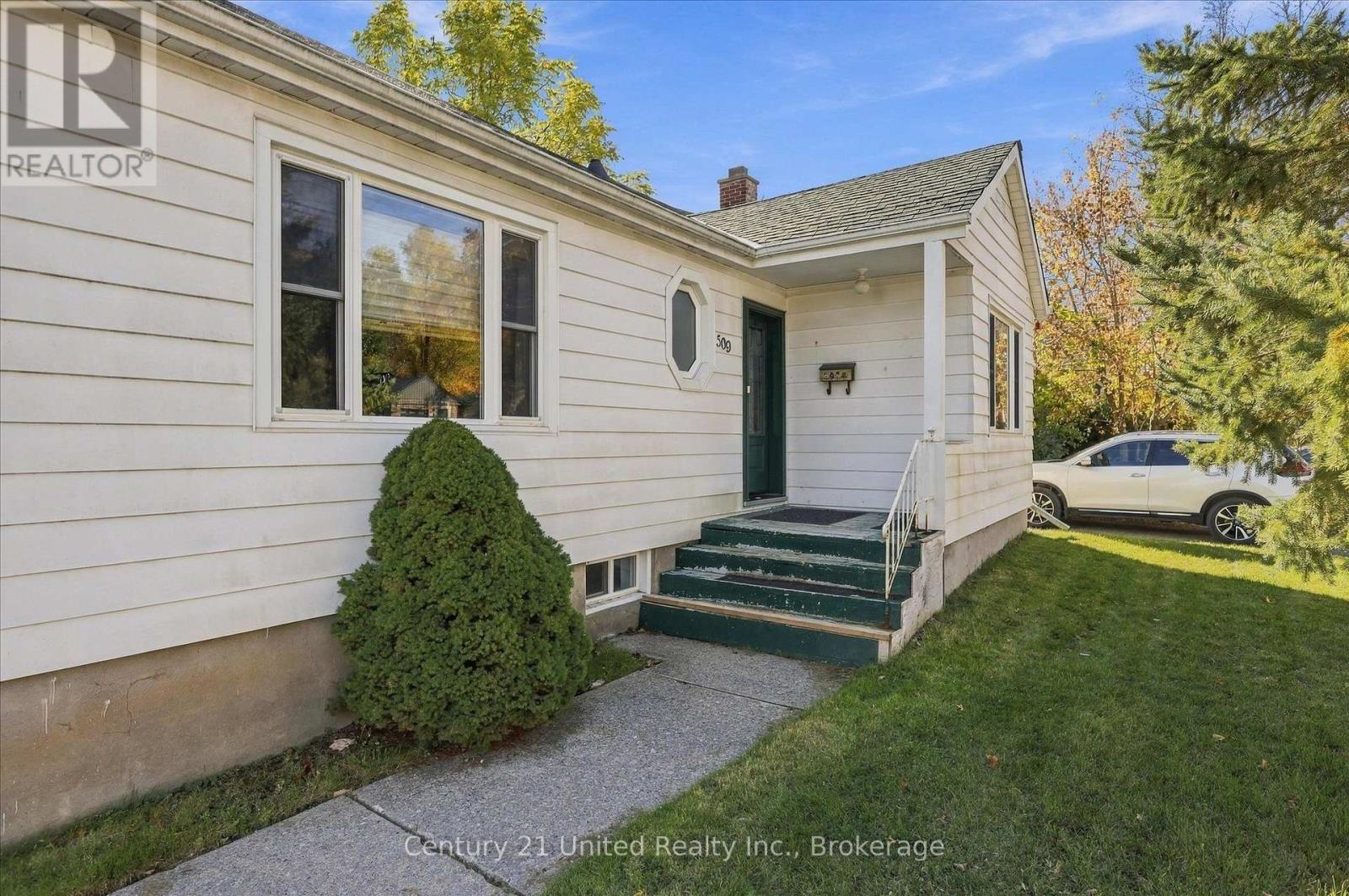 509 Bonaccord Street, Peterborough (Town Ward 3), Ontario  K9H 3A8 - Photo 5 - X14094604