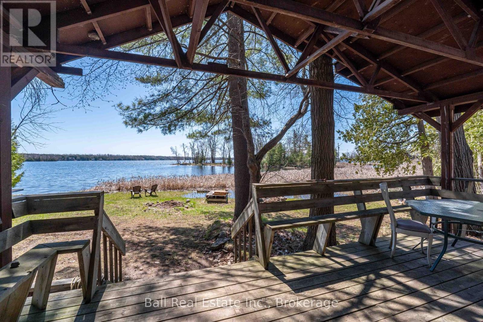52 TOTEM HEIGHTS ROAD, curve lake first nation 35, Ontario