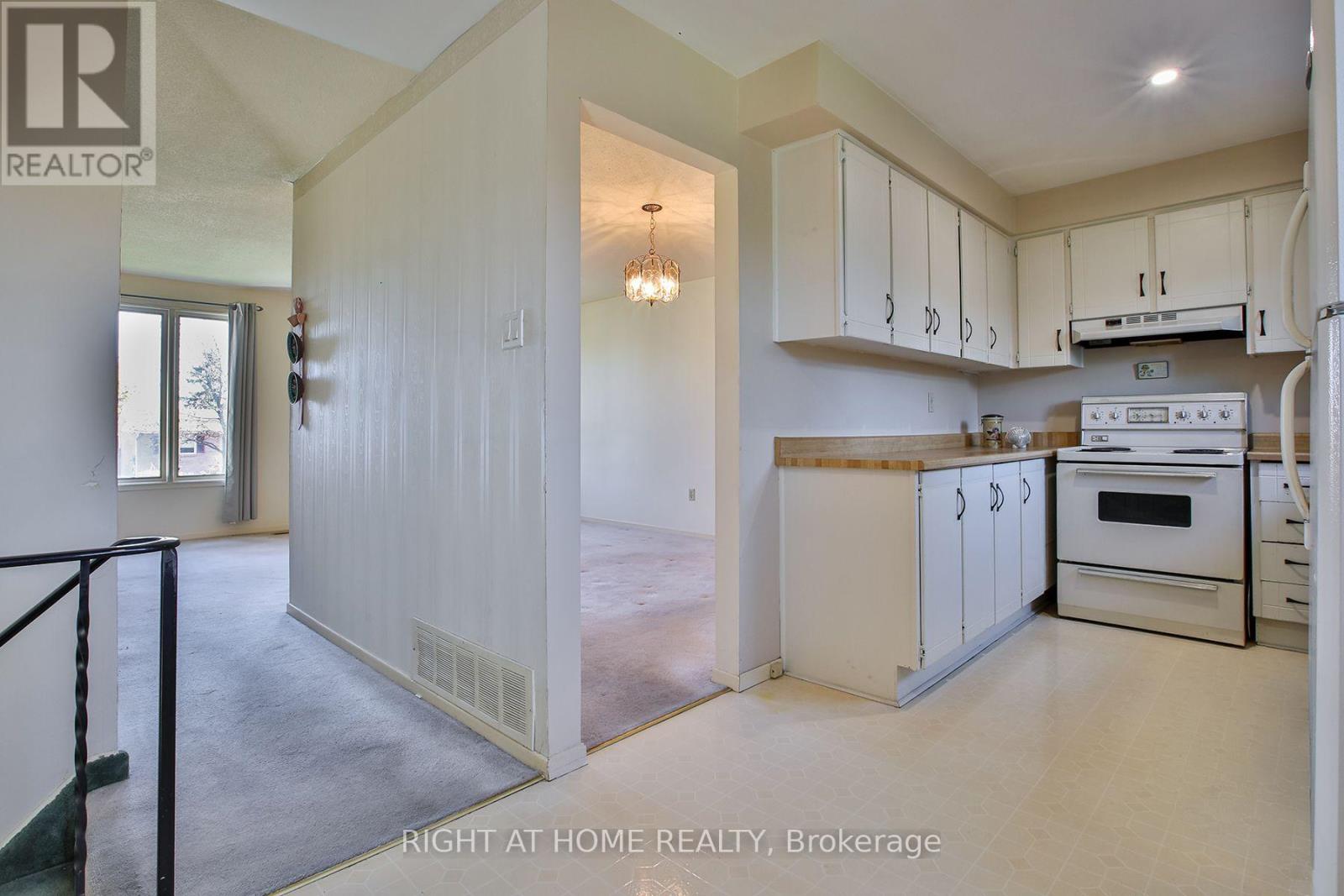 12 Rogers Road, Kawartha Lakes (Lindsay), Ontario  K9V 5C4 - Photo 10 - X14096344
