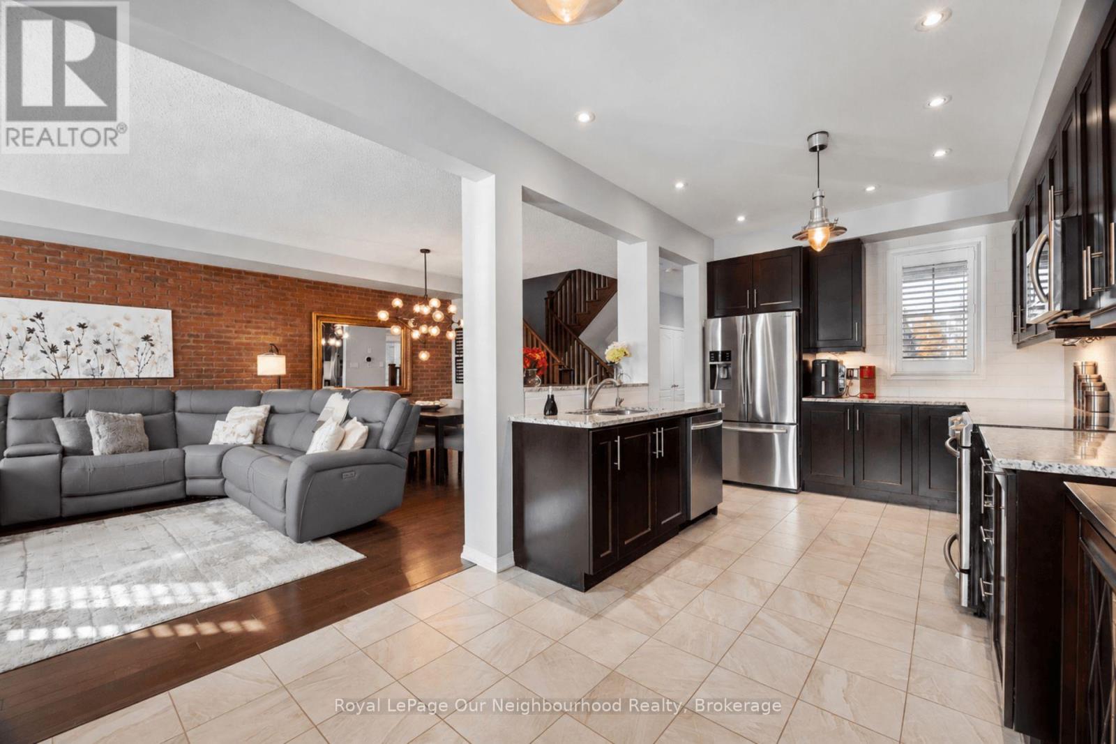 308 Lakebreeze Drive, Clarington (Newcastle), Ontario  L1B 0A1 - Photo 11 - E14096570
