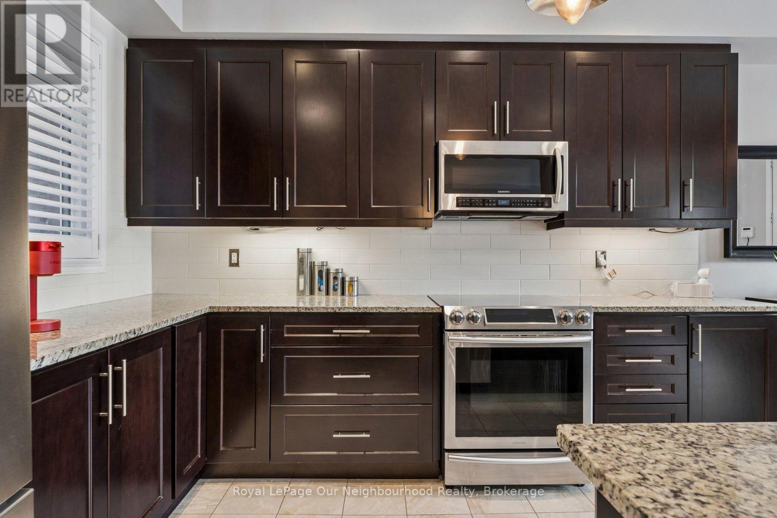 308 Lakebreeze Drive, Clarington (Newcastle), Ontario  L1B 0A1 - Photo 15 - E14096570