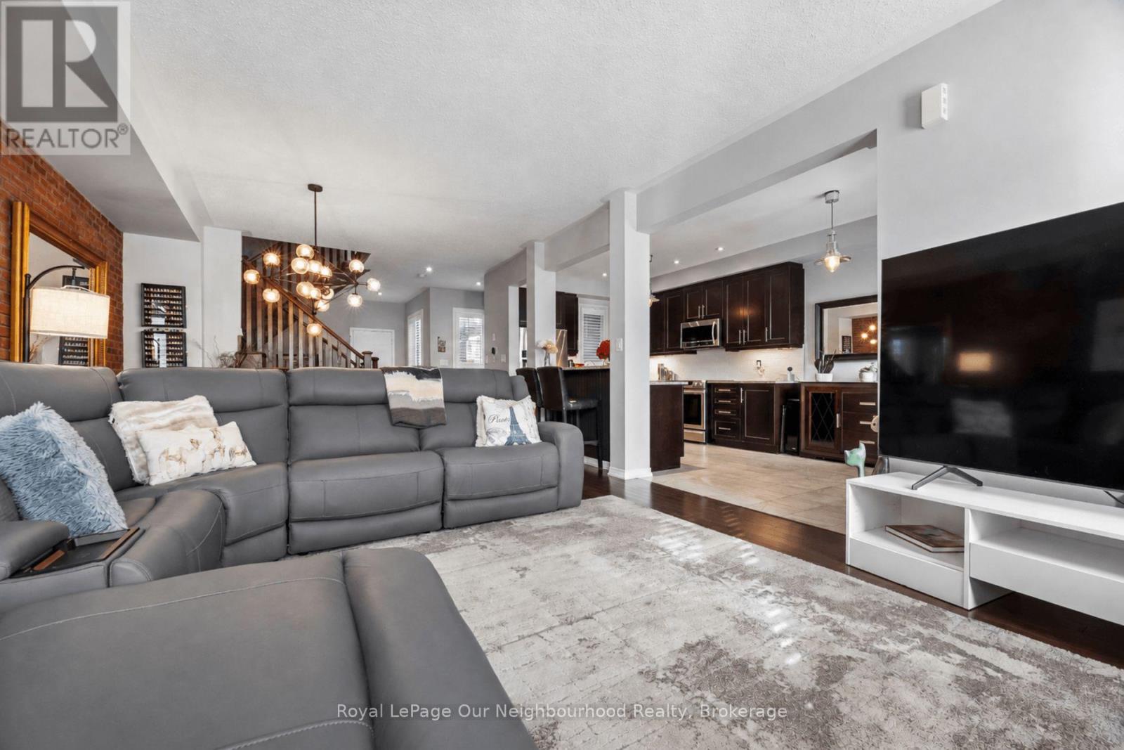 308 Lakebreeze Drive, Clarington (Newcastle), Ontario  L1B 0A1 - Photo 7 - E14096570