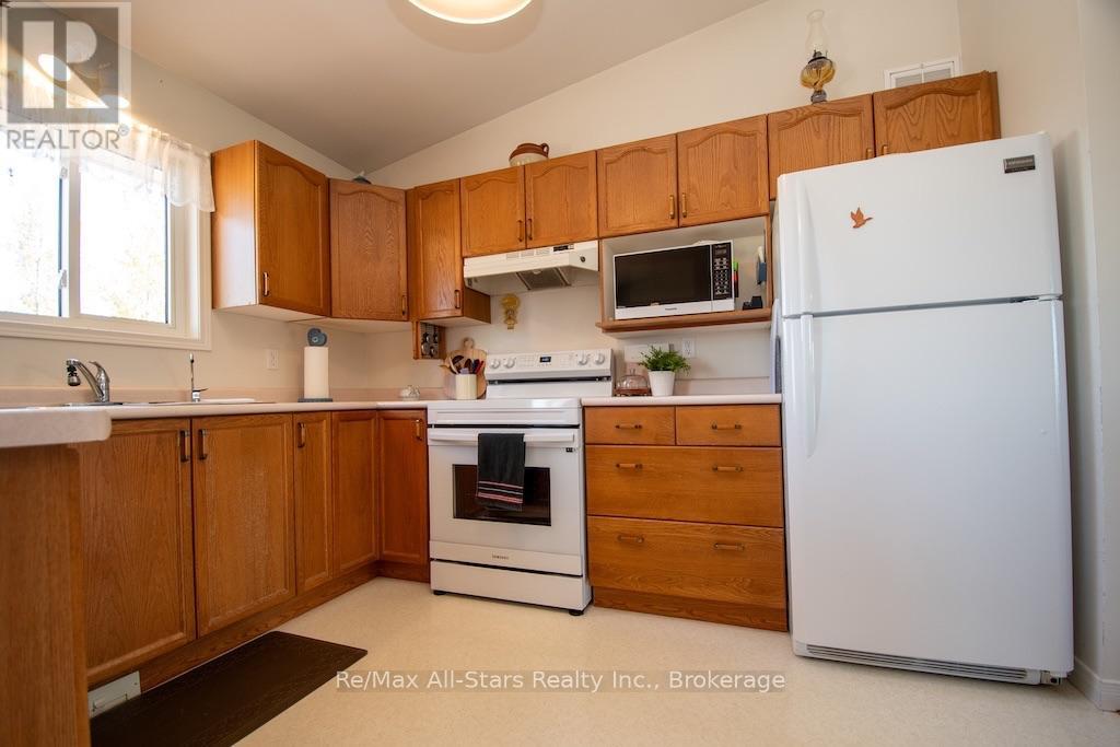 580 Fieldside Road, Kawartha Lakes (Ops), Ontario  K9V 4R4 - Photo 13 - X14097852
