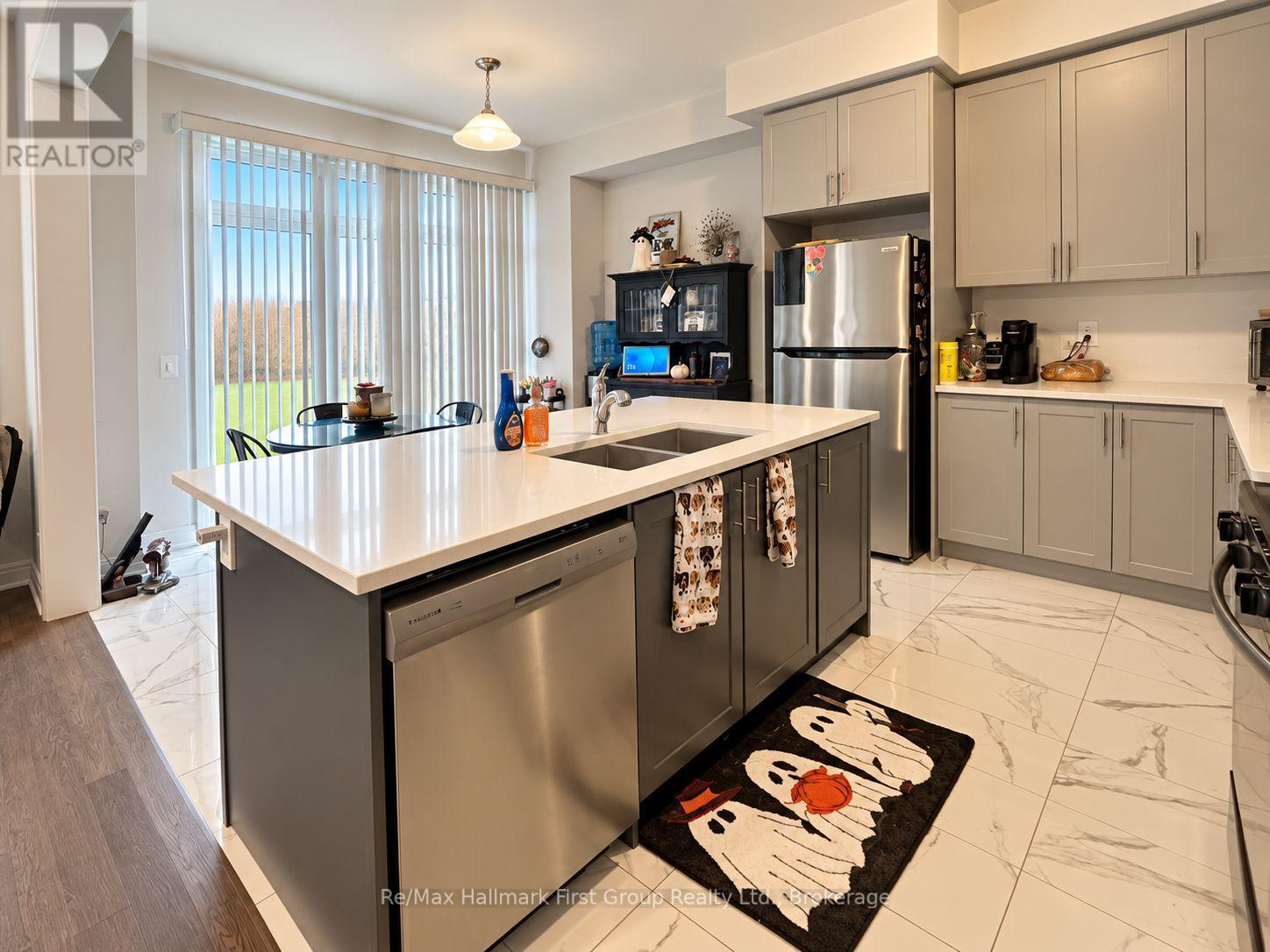 108 Butler Boulevard, Kawartha Lakes (Lindsay), Ontario  K9V 0R9 - Photo 5 - X14098510