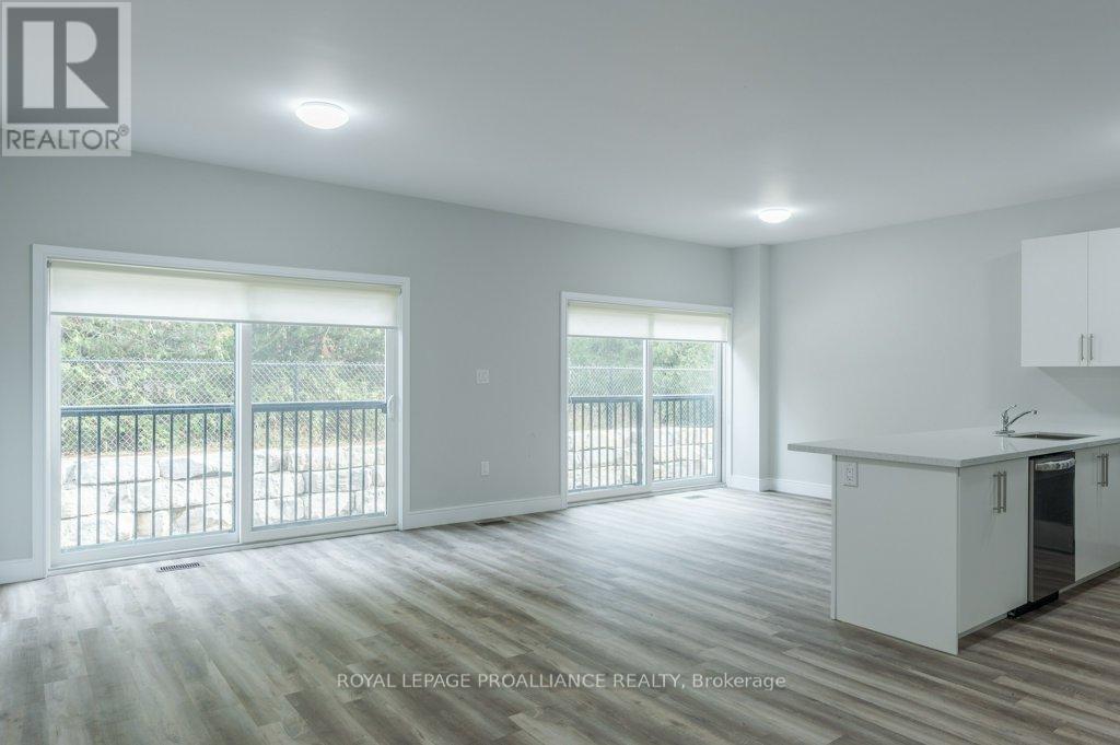 16 - 550 Brealey Drive, Peterborough (Otonabee Ward 1), Ontario  K9K 2R8 - Photo 15 - X14098838