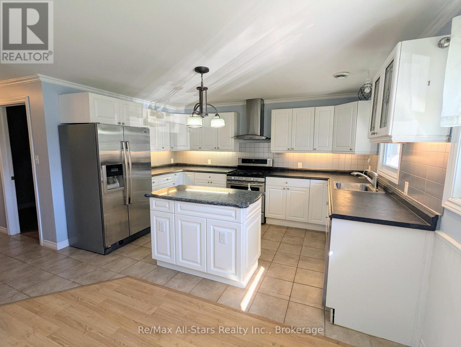 32 Churchill Crescent, Kawartha Lakes (Lindsay), Ontario  K9V 3Y6 - Photo 9 - X14099462