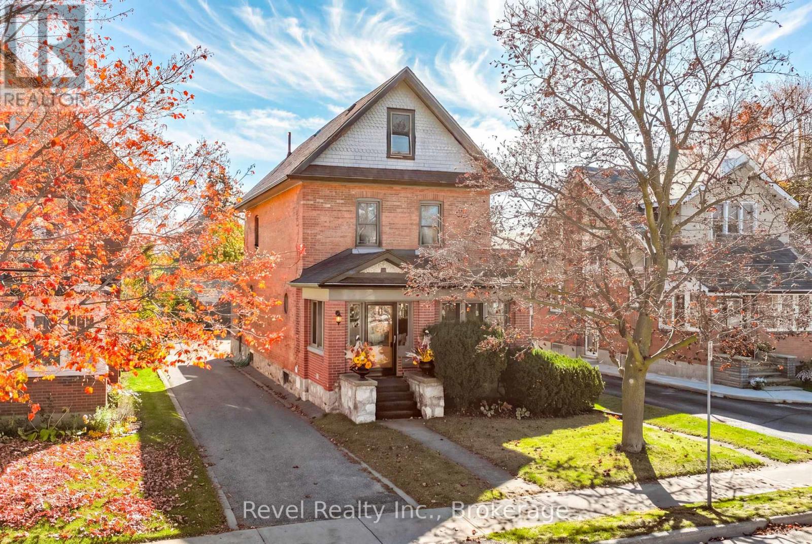 27 Francis Street, Kawartha Lakes (Lindsay), Ontario  K9V 3R8 - Photo 2 - X14100812
