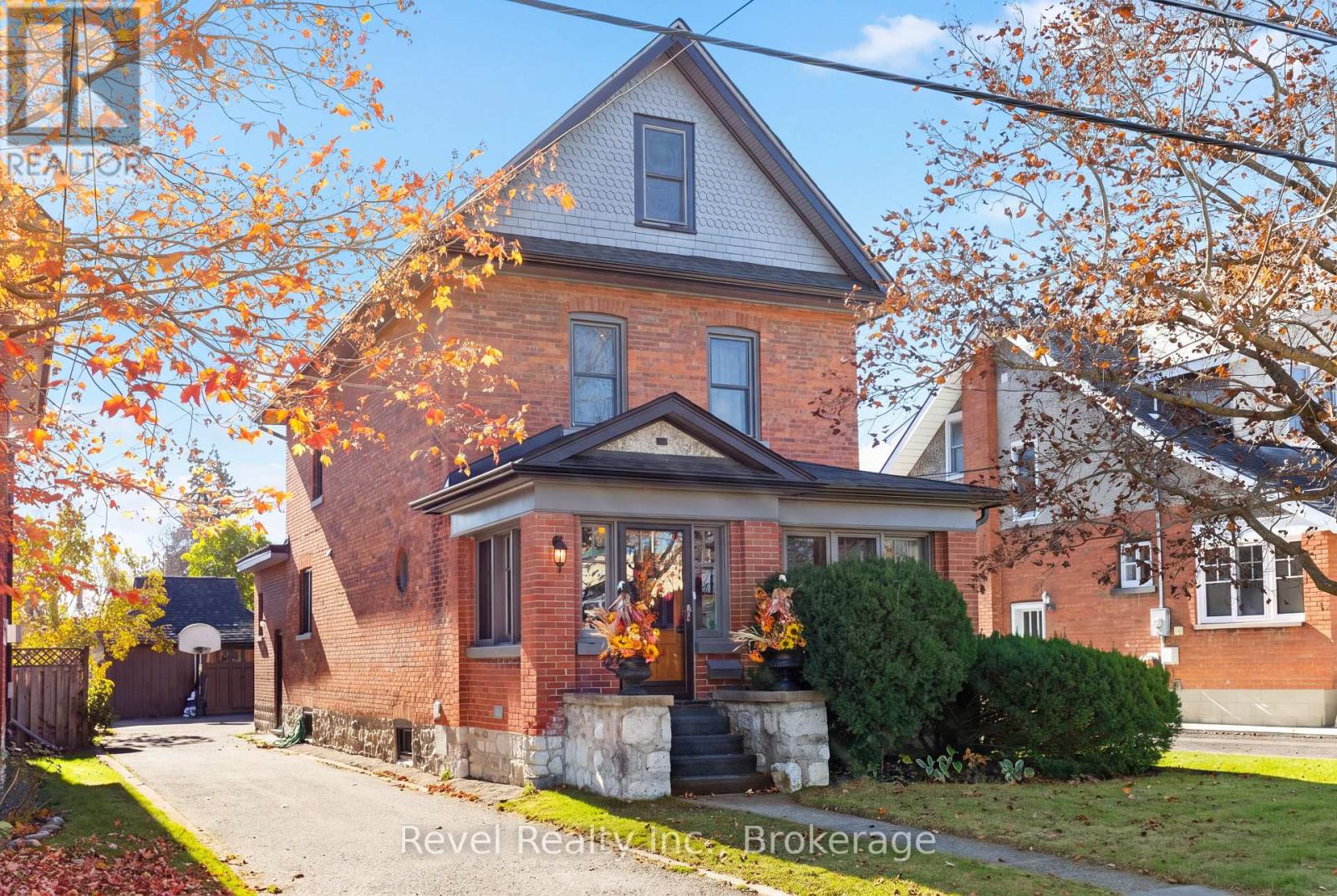 27 Francis Street, Kawartha Lakes (Lindsay), Ontario  K9V 3R8 - Photo 3 - X14100812