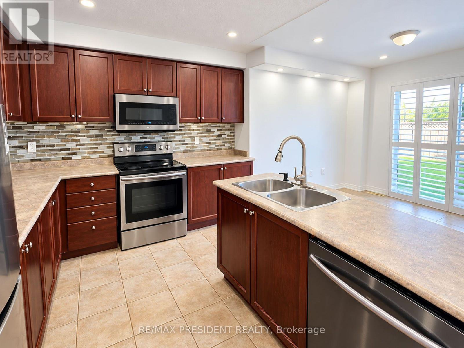 45 Lucas Crescent, Kawartha Lakes (Lindsay), Ontario  K9V 0C5 - Photo 8 - X14101114