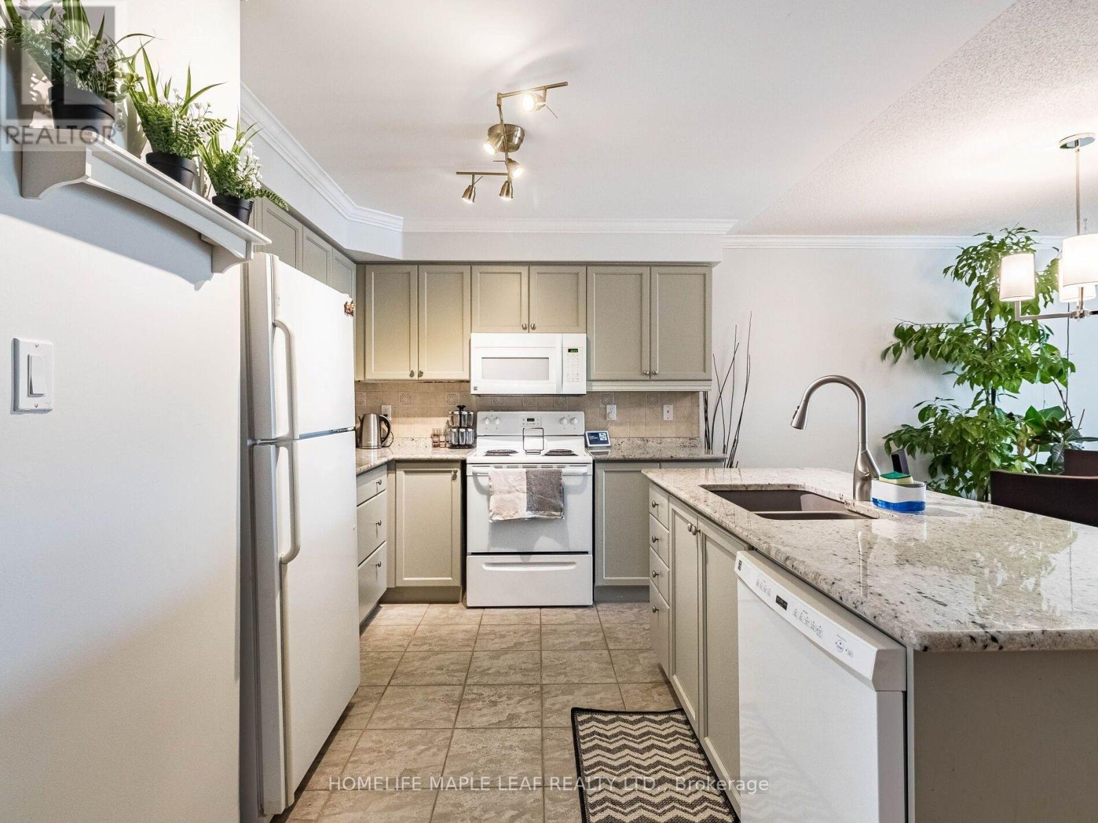 8 - 350 Lakebreeze Drive, Clarington (Newcastle), Ontario  L1B 0A2 - Photo 11 - E14101666