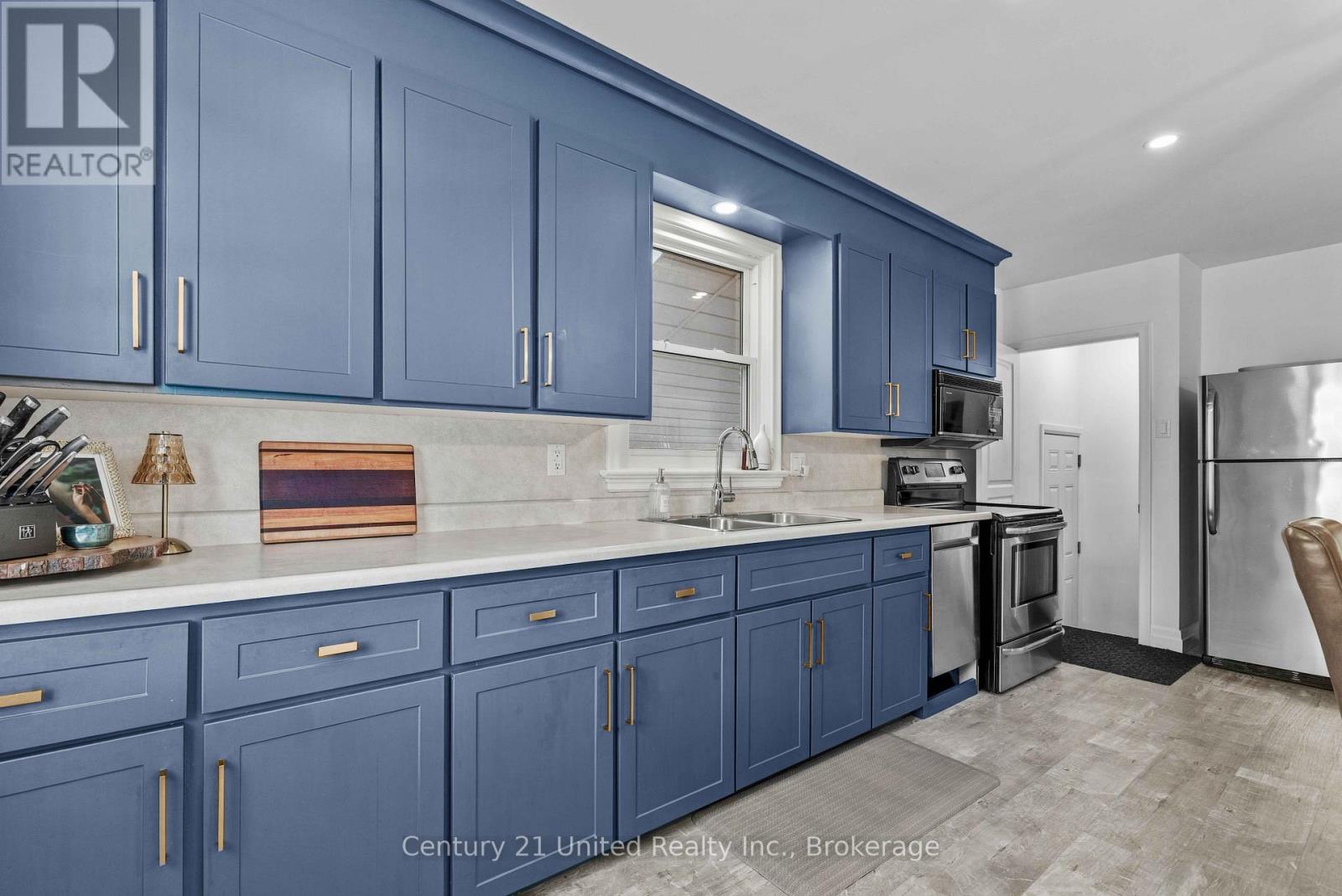 673 Frank Street, Peterborough (Otonabee Ward 1), Ontario  K9J 4M8 - Photo 8 - X14102082