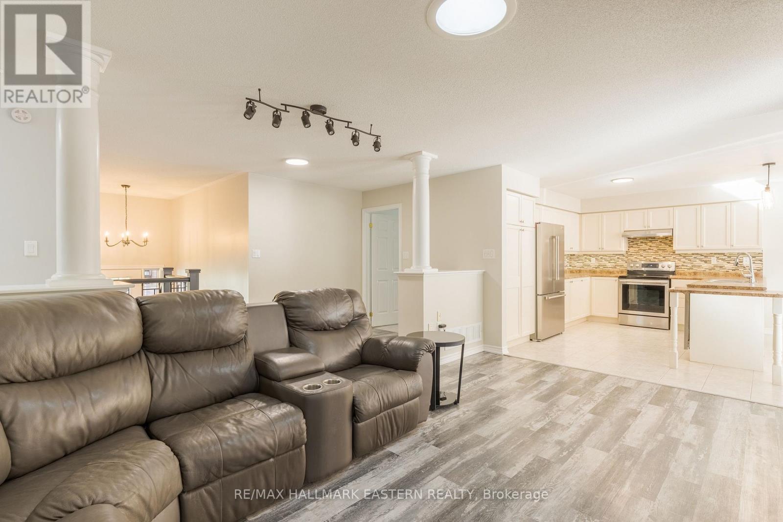 10 Springbank Road, Kawartha Lakes (Omemee), Ontario  K0L 2W0 - Photo 12 - X14102772