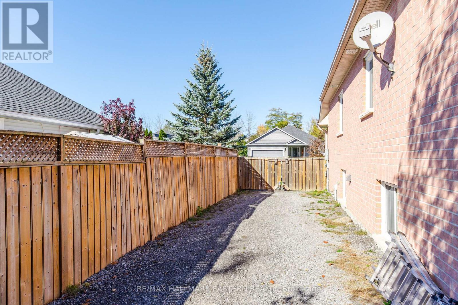 10 Springbank Road, Kawartha Lakes (Omemee), Ontario  K0L 2W0 - Photo 43 - X14102772