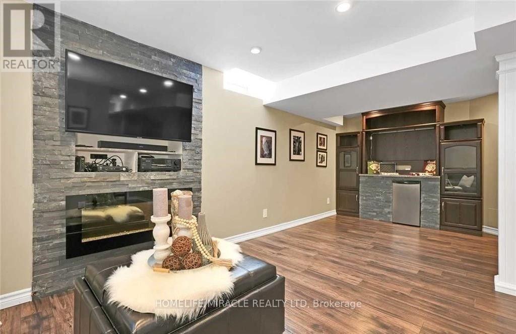 32 Mcdonald Crescent, Clarington (Newcastle), Ontario  L1B 0E2 - Photo 15 - E14103034