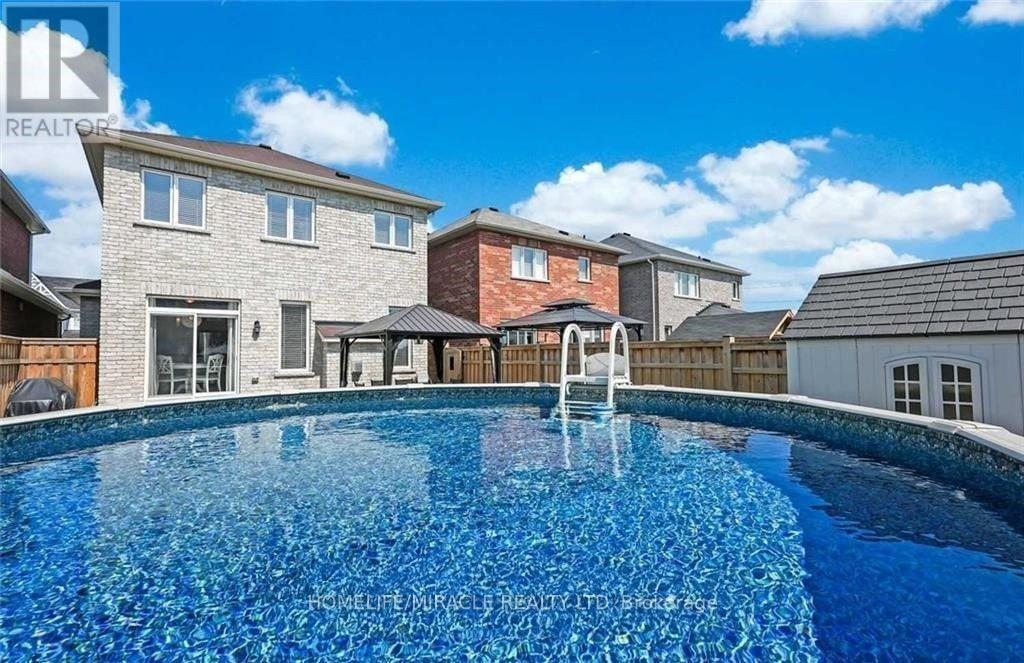 32 Mcdonald Crescent, Clarington (Newcastle), Ontario  L1B 0E2 - Photo 26 - E14103034