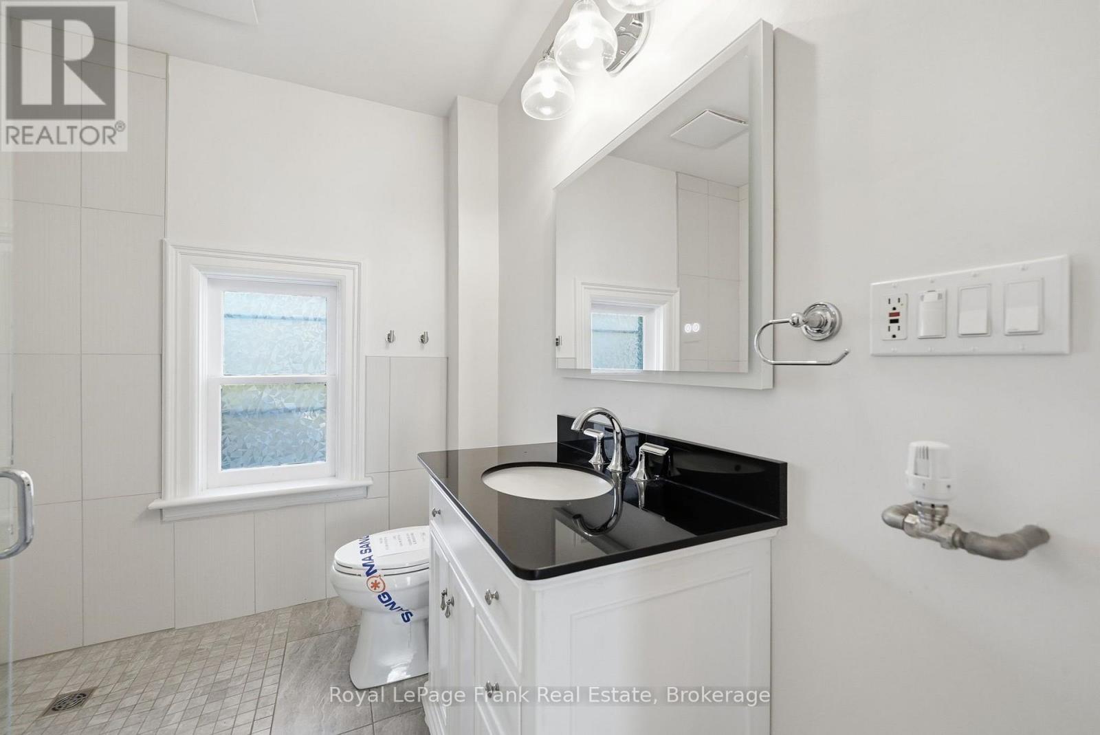 16 Francis Street, Kawartha Lakes (Lindsay), Ontario  K9V 3R6 - Photo 40 - X14103880