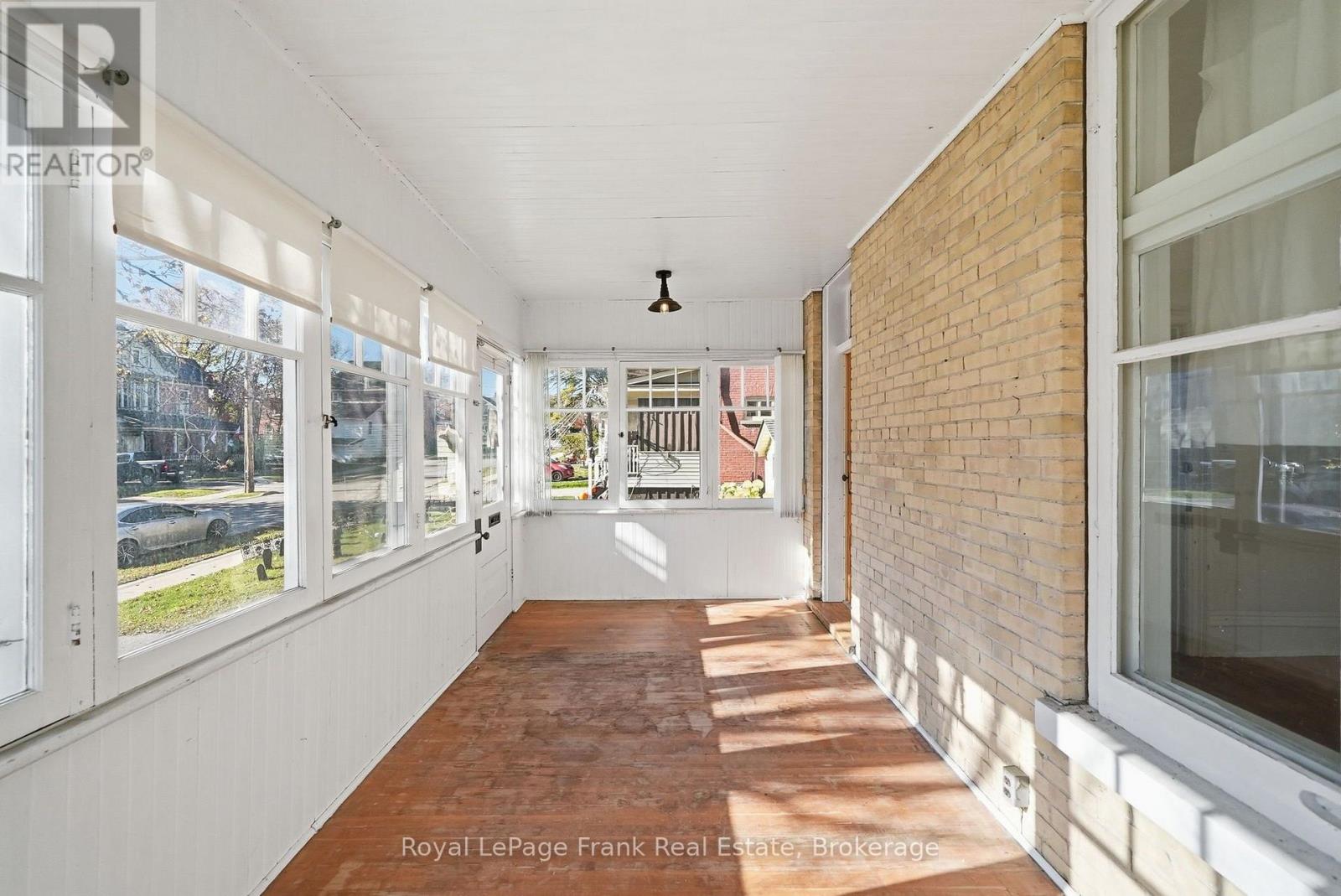 16 Francis Street, Kawartha Lakes (Lindsay), Ontario  K9V 3R6 - Photo 5 - X14103880