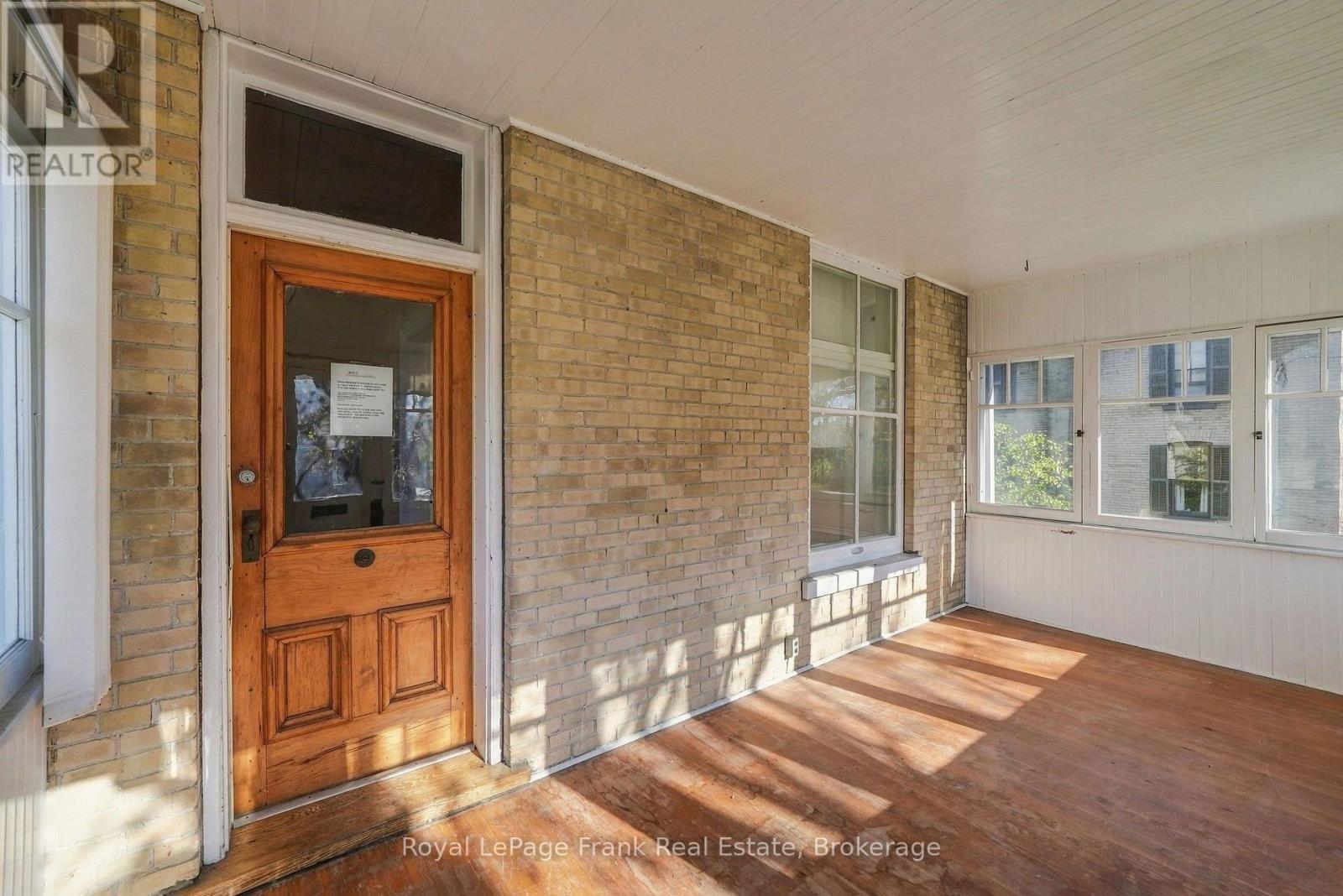 16 Francis Street, Kawartha Lakes (Lindsay), Ontario  K9V 3R6 - Photo 6 - X14103880