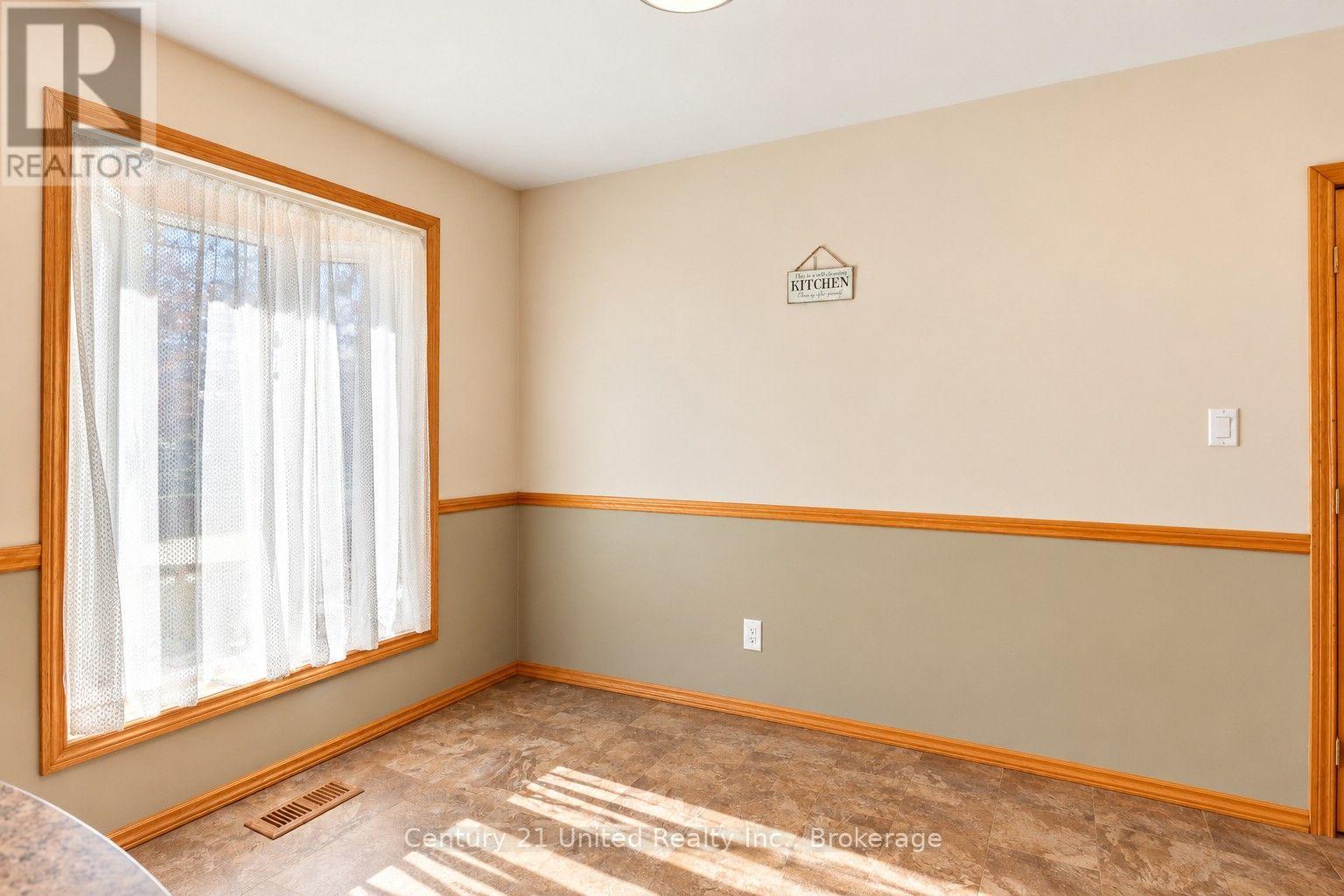 807 Highland Court, Peterborough (Northcrest Ward 5), Ontario  K9H 5K1 - Photo 11 - X14104340