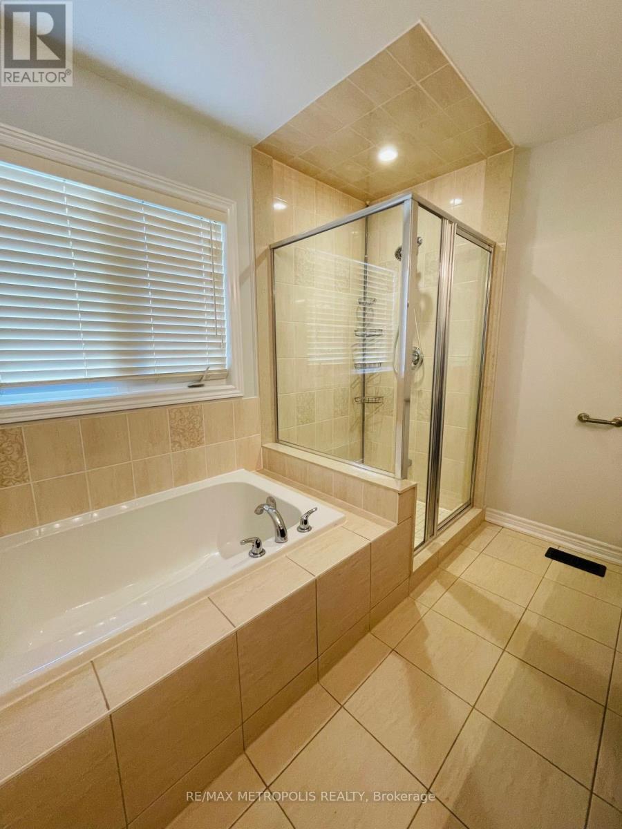 10 Barchard Street, Clarington (Newcastle), Ontario  L1B 1G9 - Photo 12 - E14104640