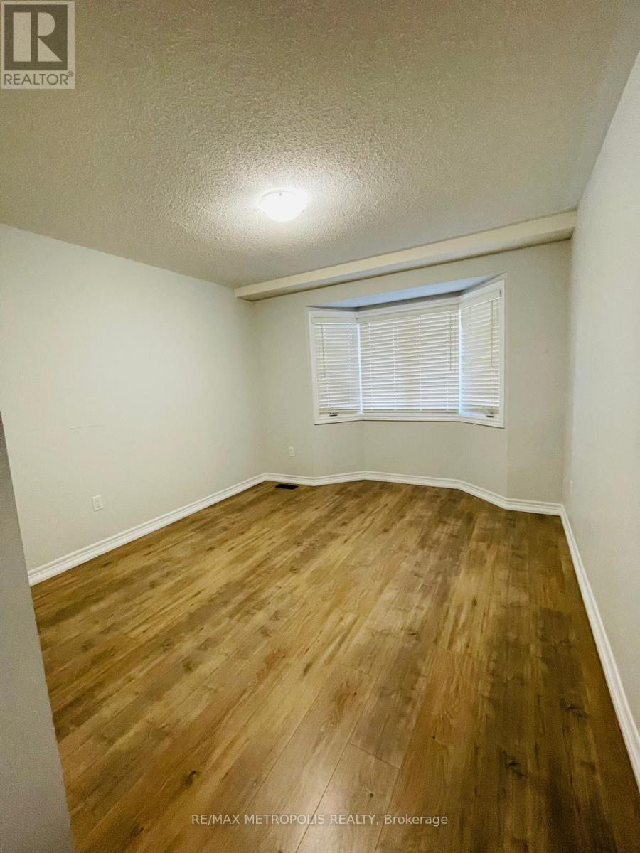 10 Barchard Street, Clarington (Newcastle), Ontario  L1B 1G9 - Photo 13 - E14104640