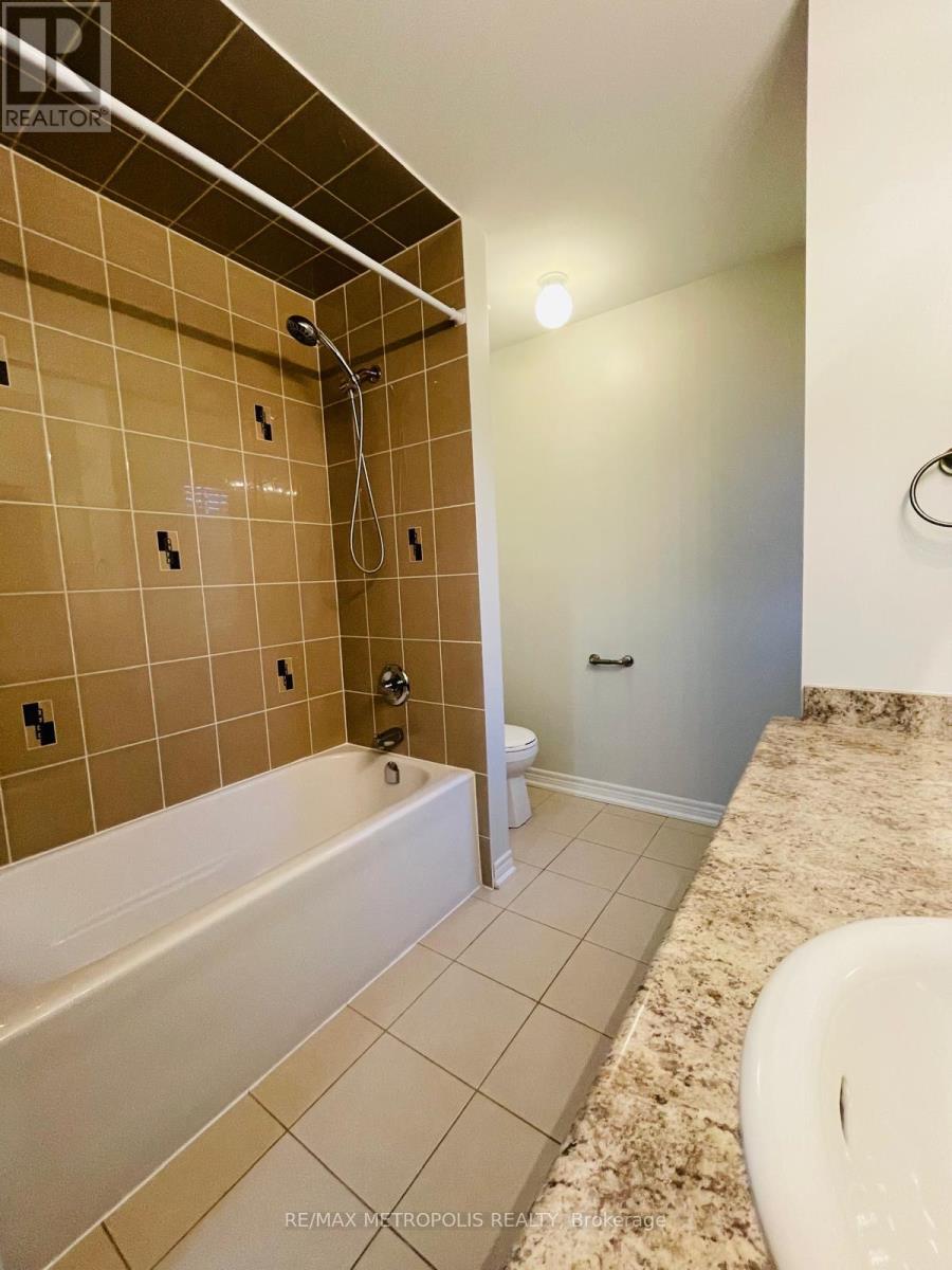 10 Barchard Street, Clarington (Newcastle), Ontario  L1B 1G9 - Photo 17 - E14104640