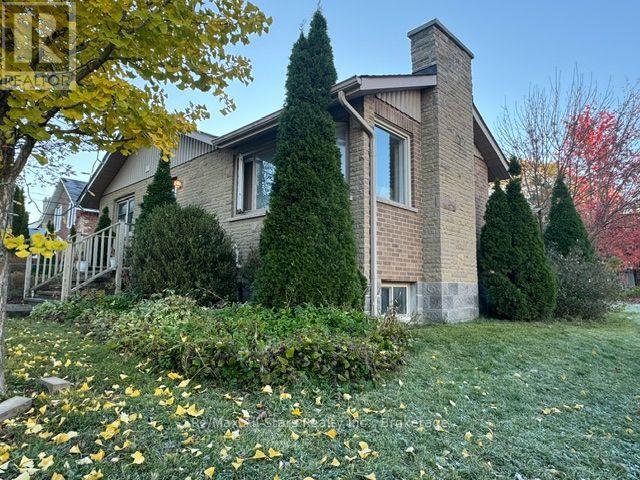 101 Colborne Street W, Kawartha Lakes (Lindsay), Ontario  K9V 3T4 - Photo 2 - X14105360