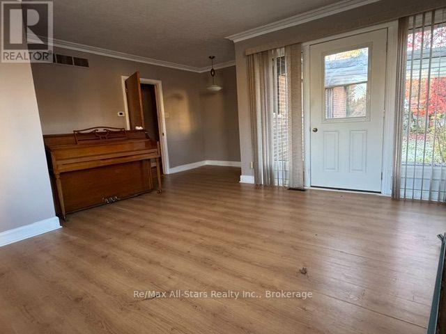 101 Colborne Street W, Kawartha Lakes (Lindsay), Ontario  K9V 3T4 - Photo 7 - X14105360