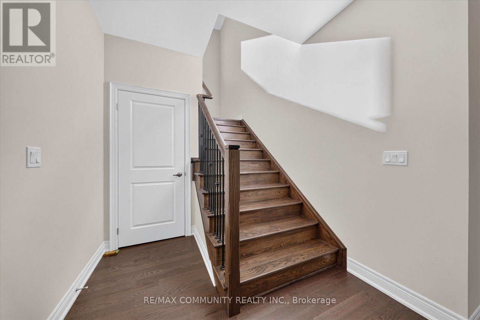 19 Rogerson Street, Clarington (Newcastle), Ontario  L1B 0W4 - Photo 12 - E14108426