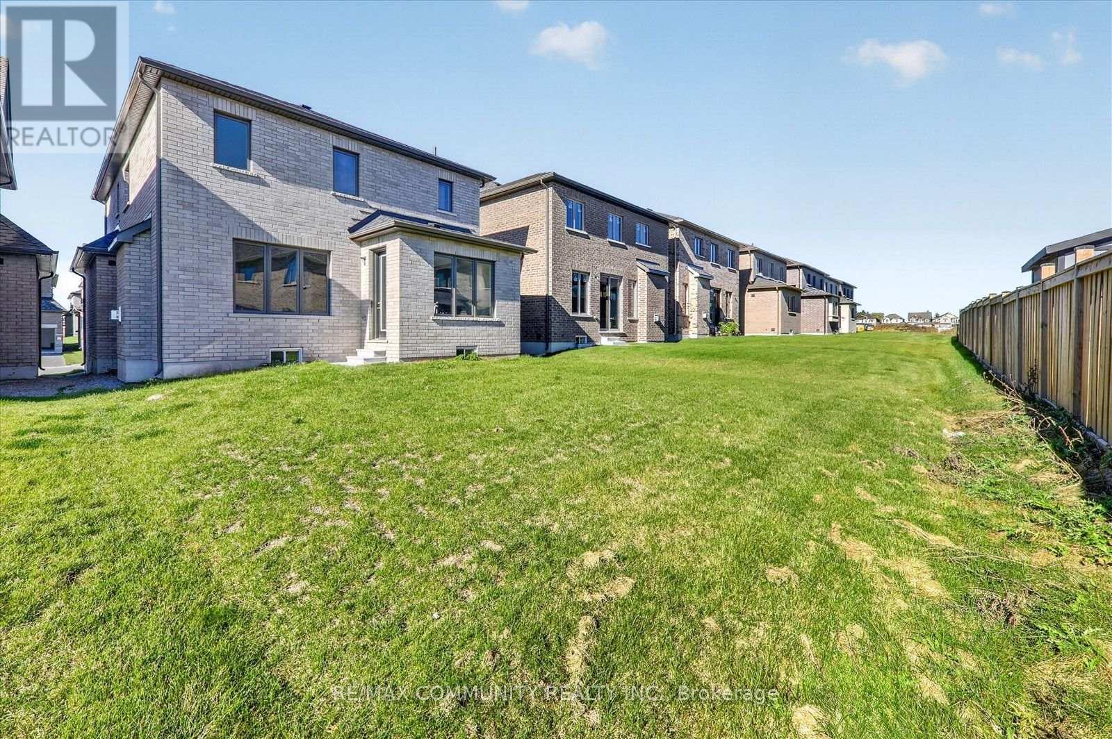 19 Rogerson Street, Clarington (Newcastle), Ontario  L1B 0W4 - Photo 41 - E14108426