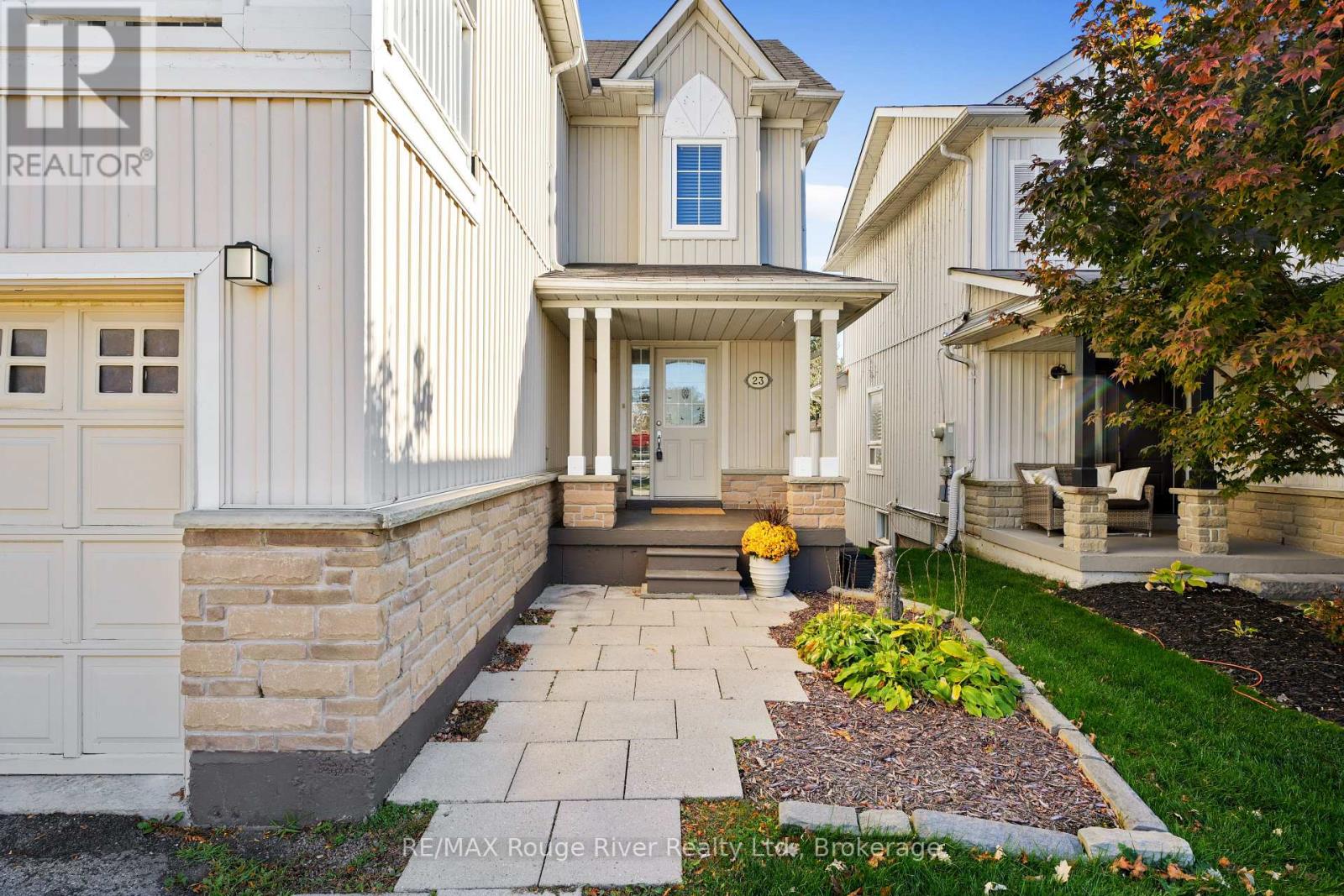 23 Bridges Drive, Clarington (Newcastle), Ontario  L1B 1M7 - Photo 3 - E14109360