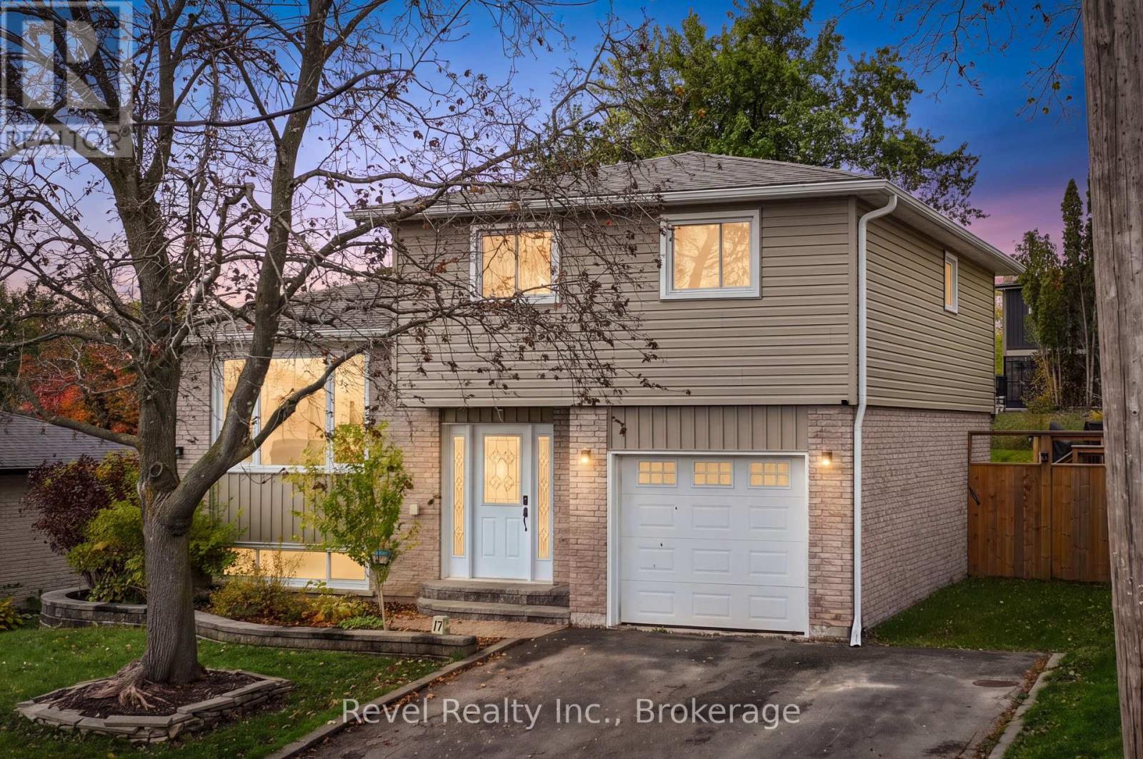 17 MOHAWK DRIVE, kawartha lakes (lindsay), Ontario