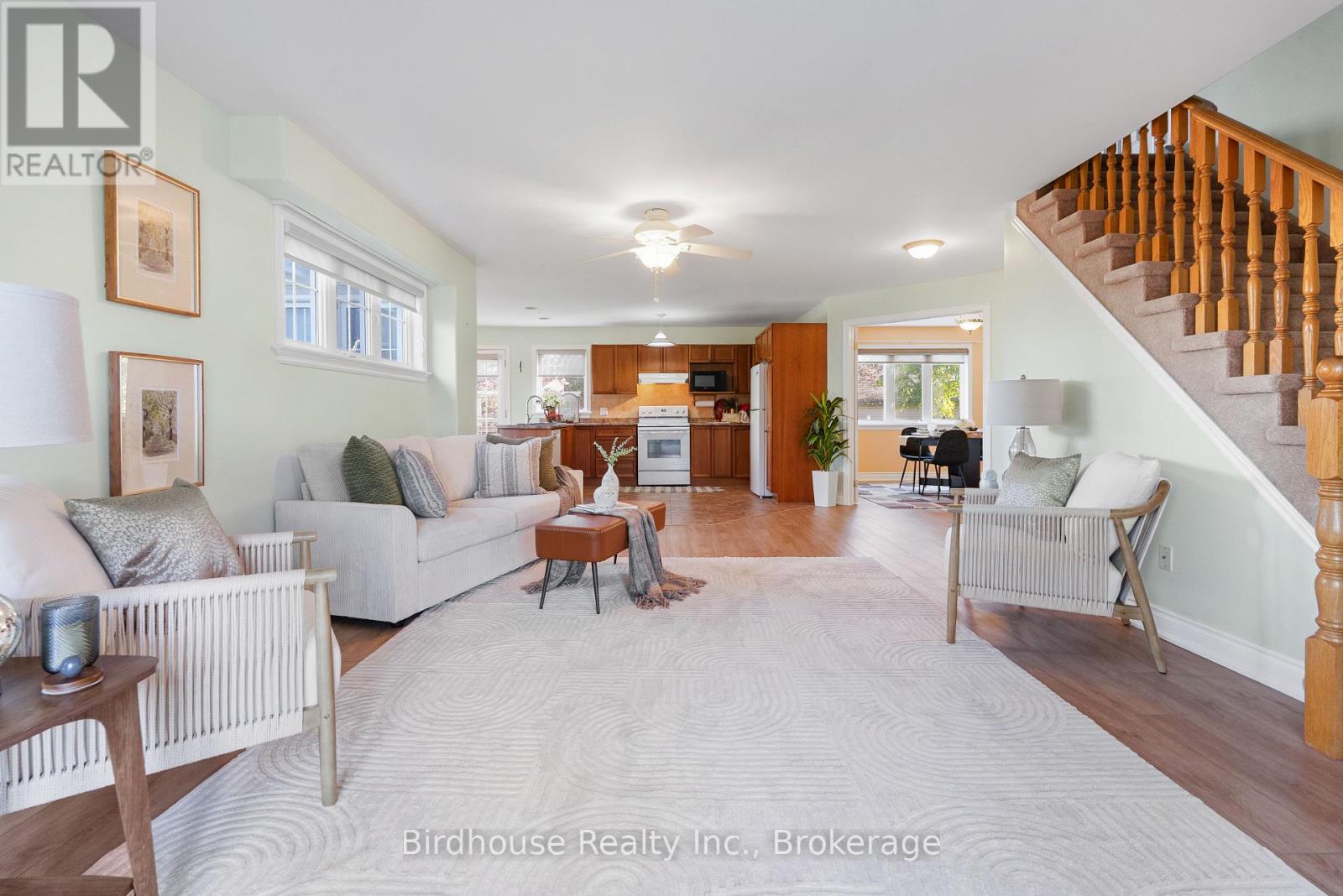 34 Lori Boulevard, Kawartha Lakes (Lindsay), Ontario  K9V 6B6 - Photo 5 - X14111252