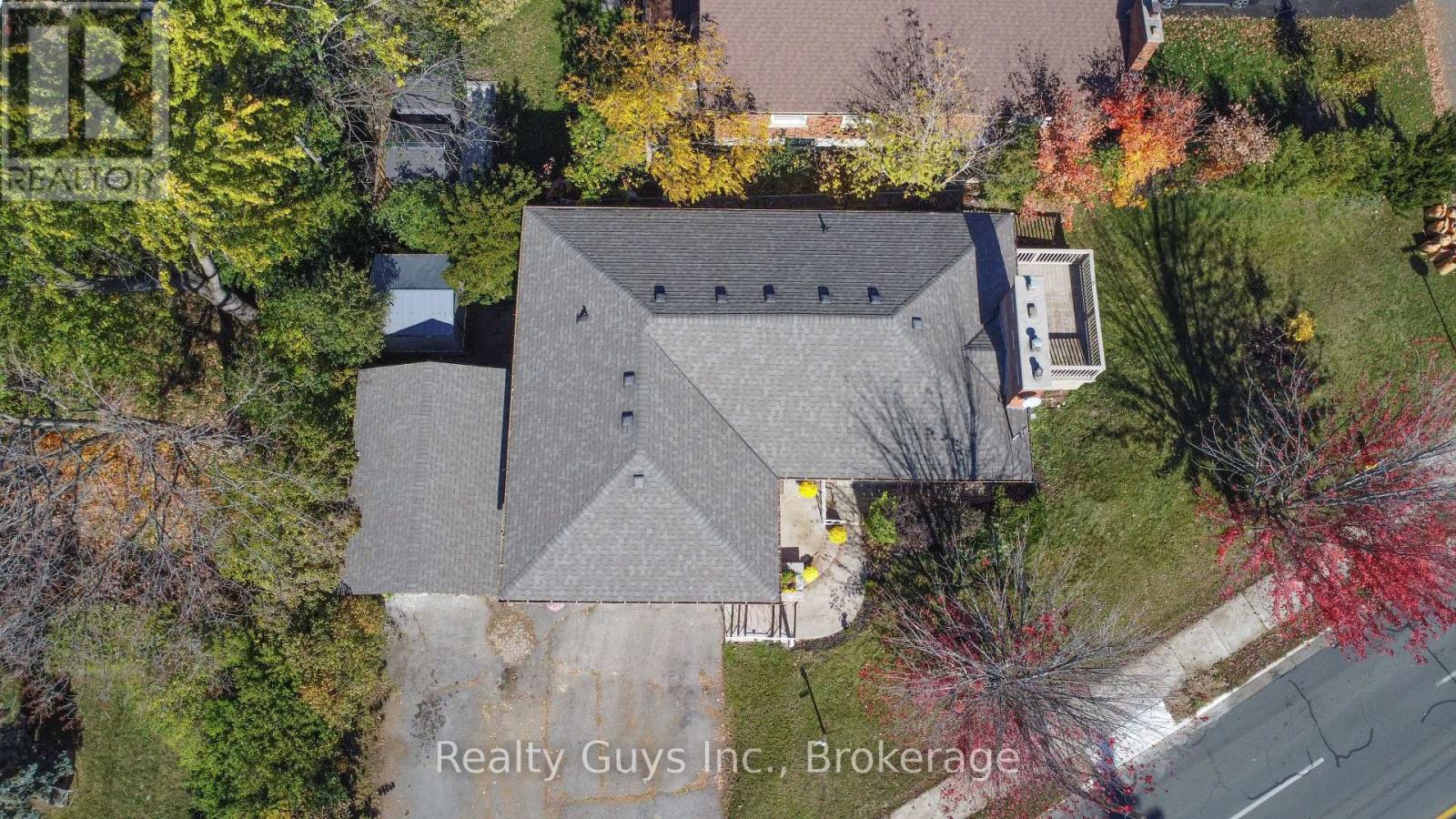 734 Sherbrooke Street, Peterborough (Town Ward 3), Ontario  K9J 2P9 - Photo 4 - X14111464