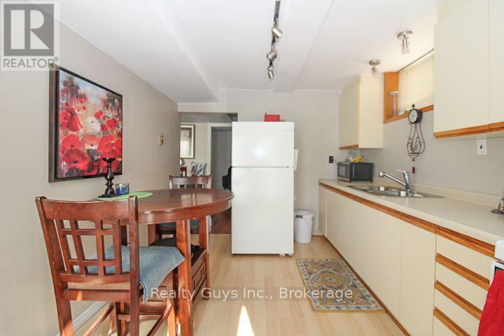 734 Sherbrooke Street, Peterborough (Town Ward 3), Ontario  K9J 2P9 - Photo 44 - X14111464