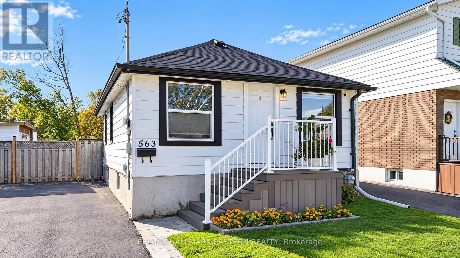 563 Howden Street, Peterborough (Otonabee Ward 1), Ontario  K9J 4B4 - Photo 4 - X14111494