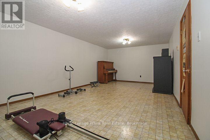 1293 Edmison Drive, Peterborough (Northcrest Ward 5), Ontario  K9H 6V2 - Photo 23 - X14116232