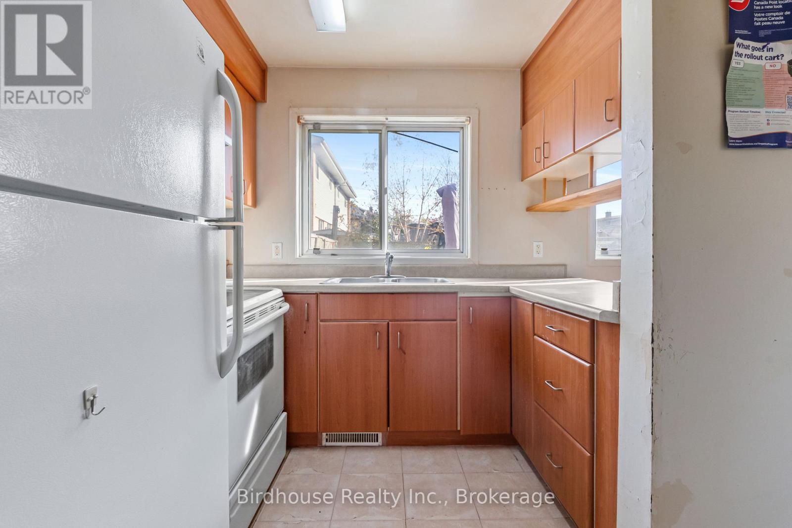 16 Logie Street, Kawartha Lakes (Lindsay), Ontario  K9V 1B8 - Photo 11 - X14116894
