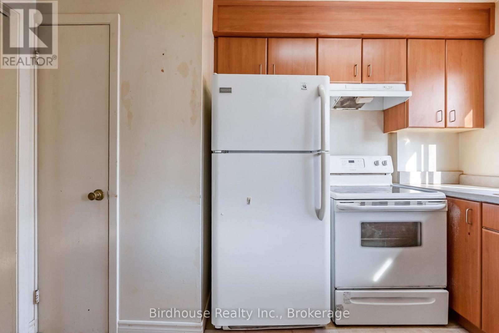 16 Logie Street, Kawartha Lakes (Lindsay), Ontario  K9V 1B8 - Photo 13 - X14116894