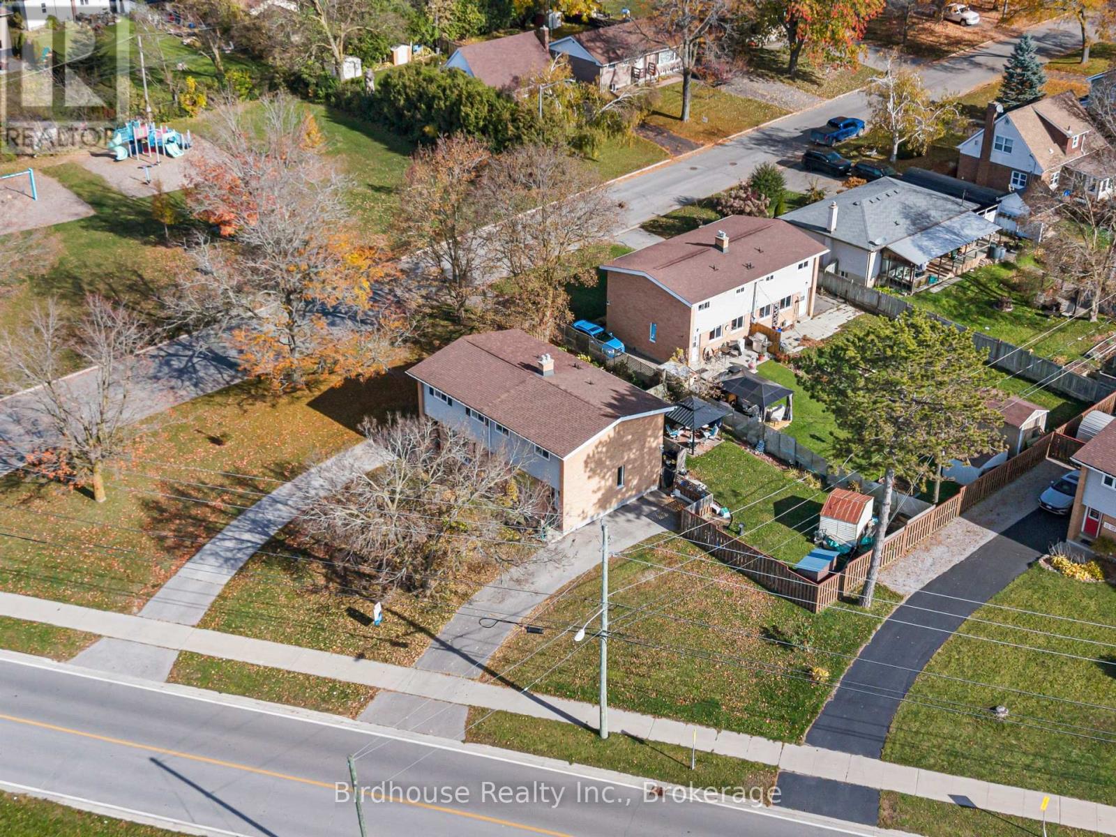 16 Logie Street, Kawartha Lakes (Lindsay), Ontario  K9V 1B8 - Photo 3 - X14116894