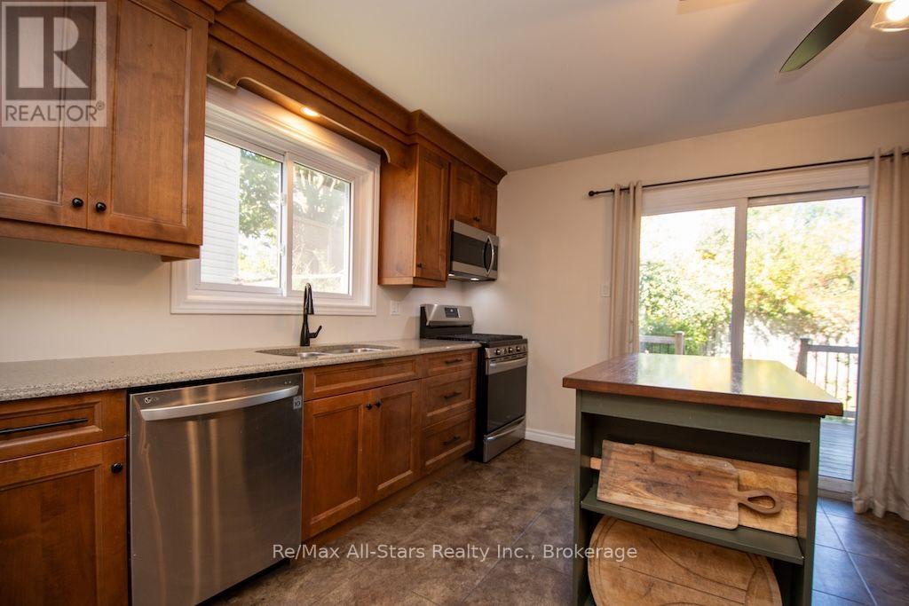 1118 Huntington Circle, Peterborough (Otonabee Ward 1), Ontario  K9K 2A8 - Photo 13 - X14117122
