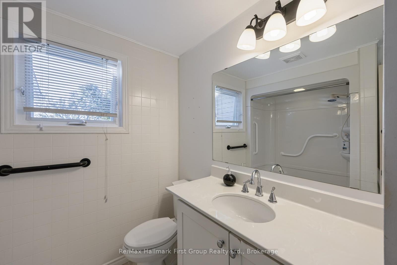 13 Heritage Lane, Clarington (Newcastle), Ontario  L1B 1H5 - Photo 12 - E14118804