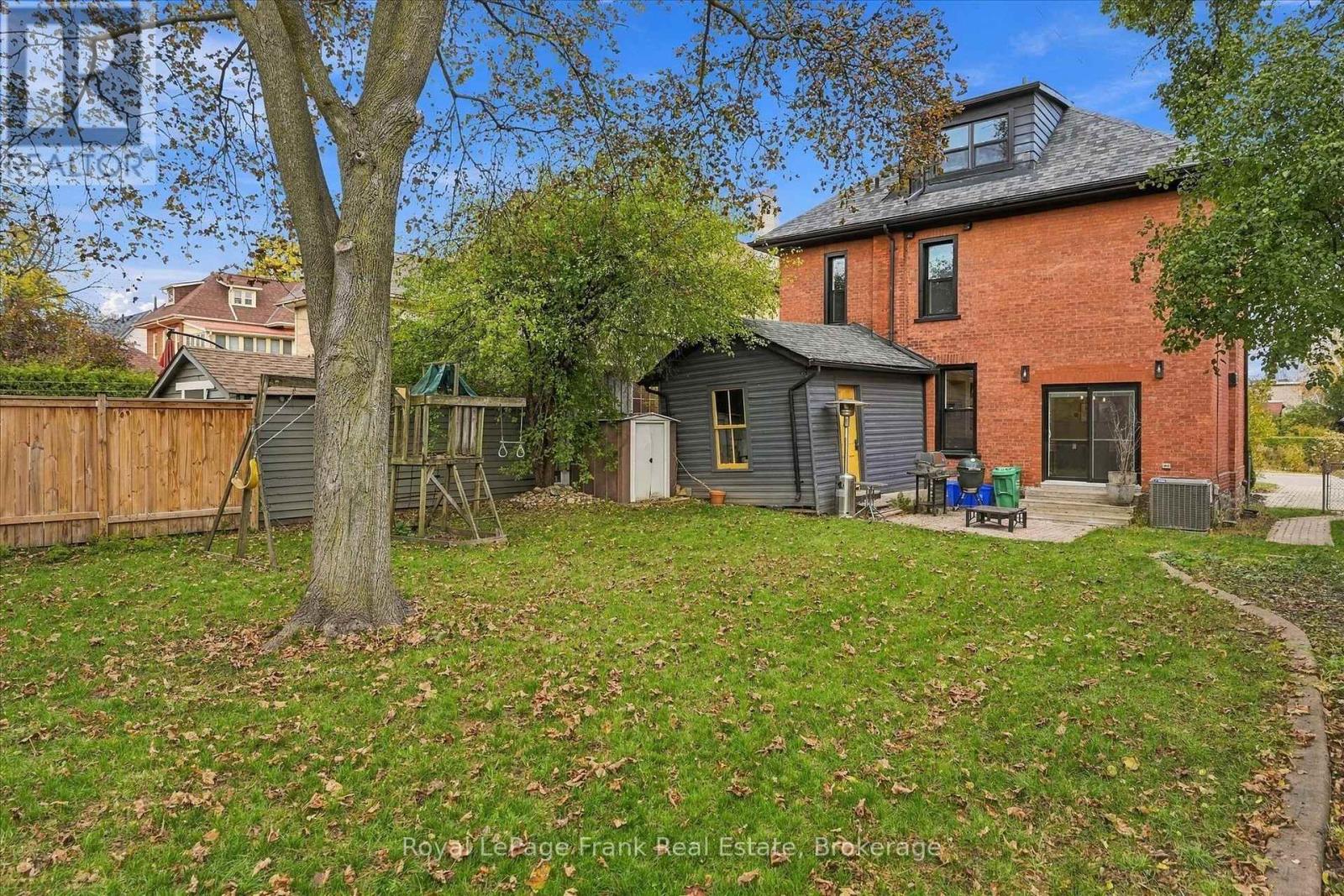395 Walton Street, Peterborough (Town Ward 3), Ontario  K9H 4S9 - Photo 32 - X14120324