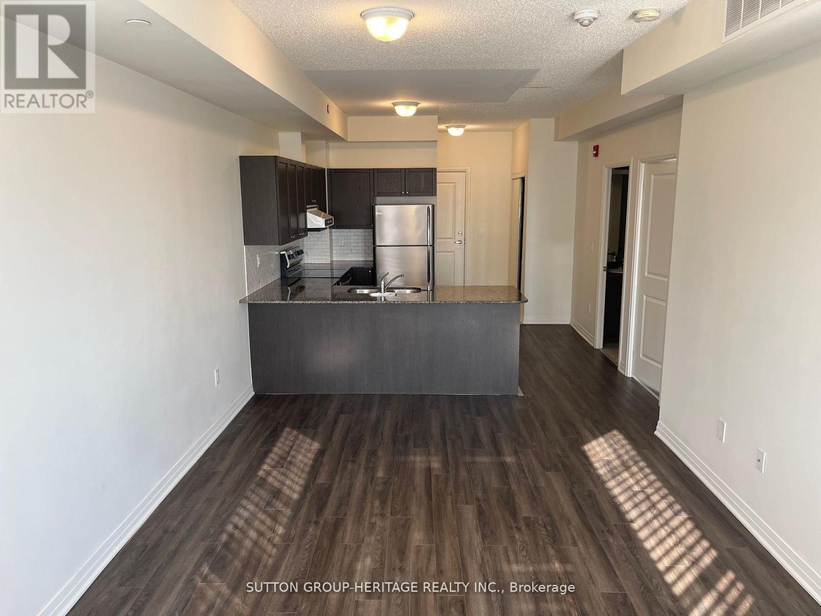 301 - 70 Shipway Avenue W, Clarington (Newcastle), Ontario  L1B 0V7 - Photo 8 - E14121980