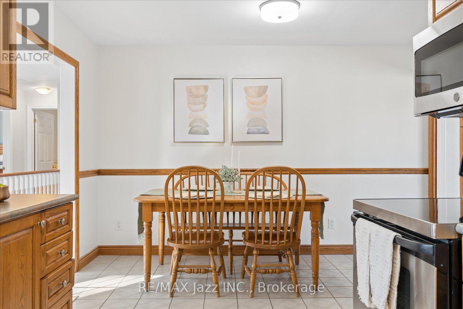 354 Beaver Street S, Clarington (Newcastle), Ontario  L1B 1C3 - Photo 11 - E14125162