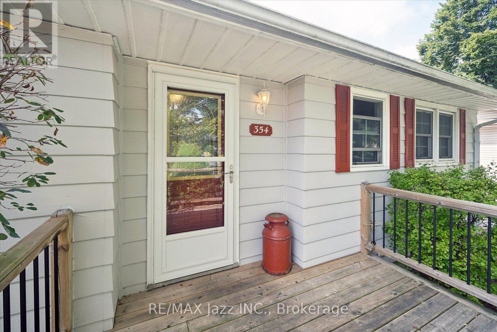354 Beaver Street S, Clarington (Newcastle), Ontario  L1B 1C3 - Photo 2 - E14125162