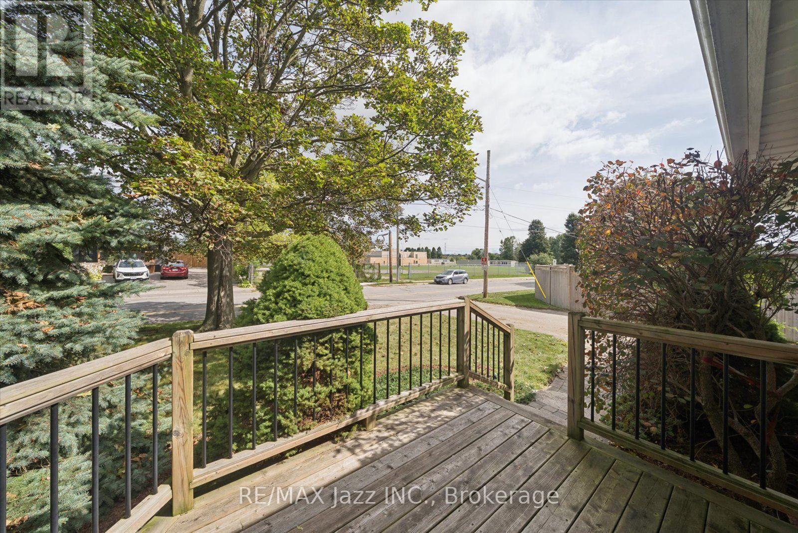 354 Beaver Street S, Clarington (Newcastle), Ontario  L1B 1C3 - Photo 3 - E14125162