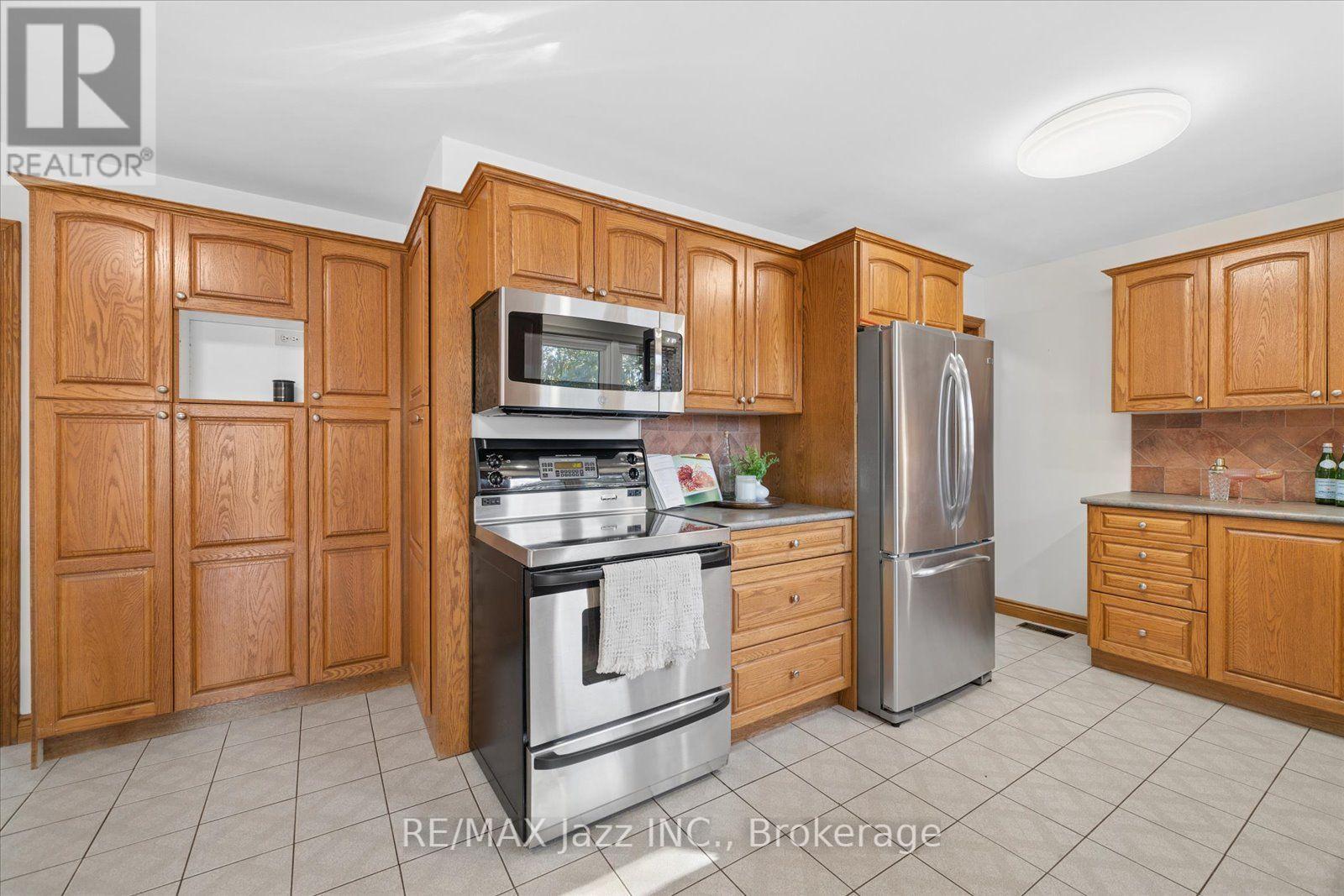 354 Beaver Street S, Clarington (Newcastle), Ontario  L1B 1C3 - Photo 9 - E14125162